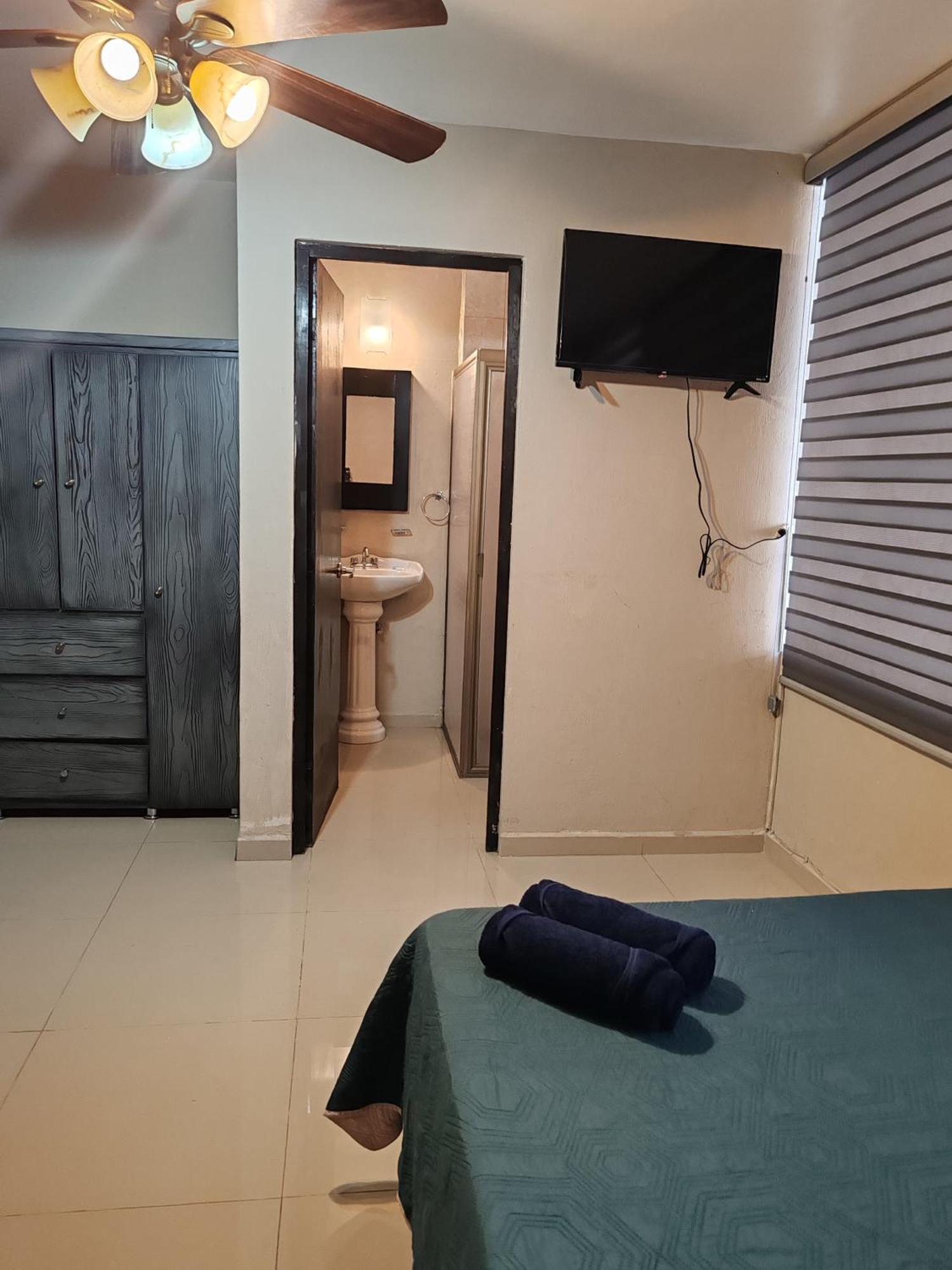Hostal Vitta Guadalajara Kültér fotó